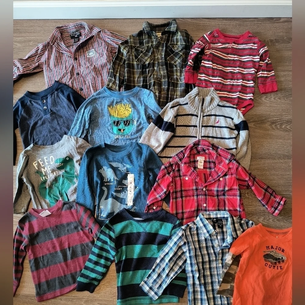Boys Huge Lot of 47 size 18 Months Clothing, Shorts, Tshirts, Sweaters EUC